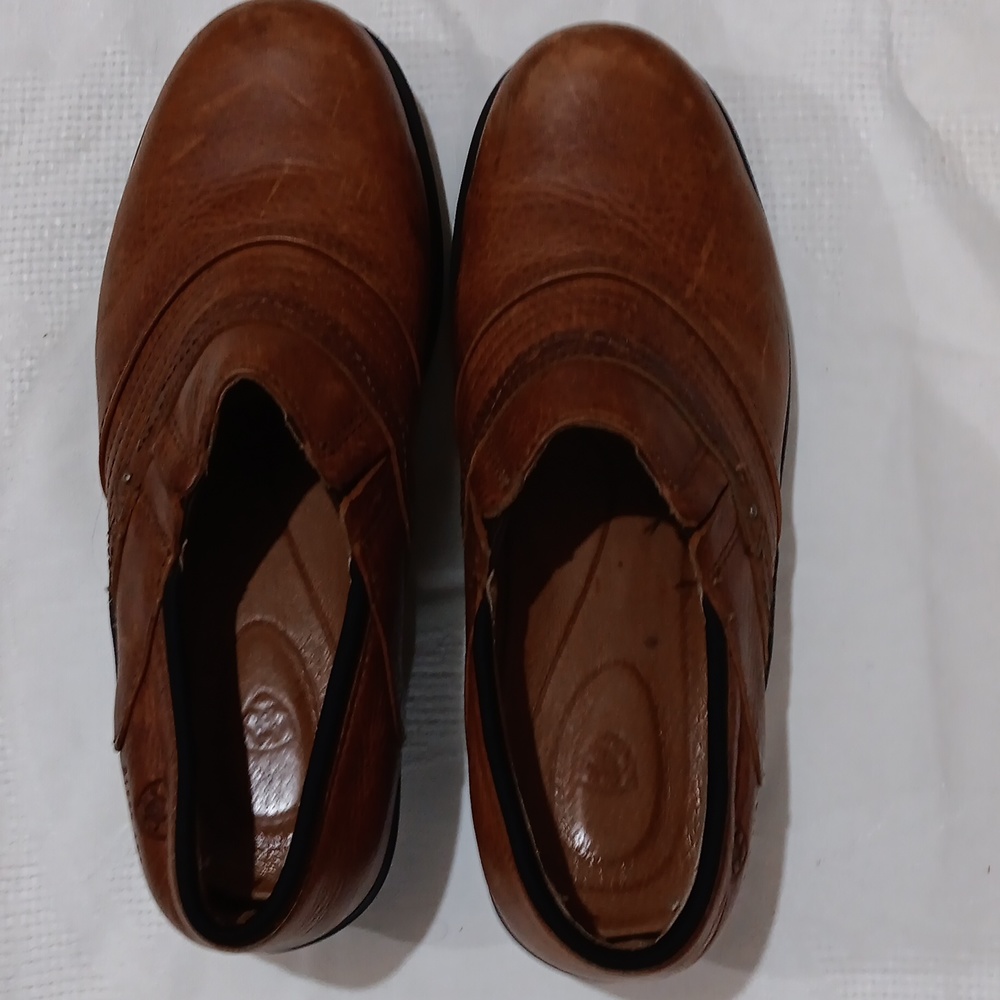 Ariat steel toe shoes
